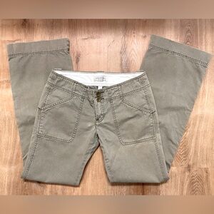Abercrombie & Fitch Women's Olive Green Pants Size 2 EUC